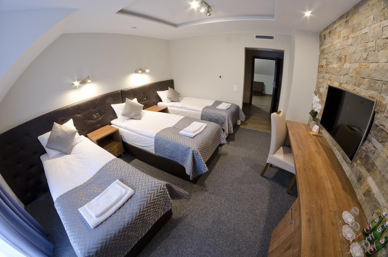 Bed and Breakfast Lando Тарновске-Гуры Экстерьер фото