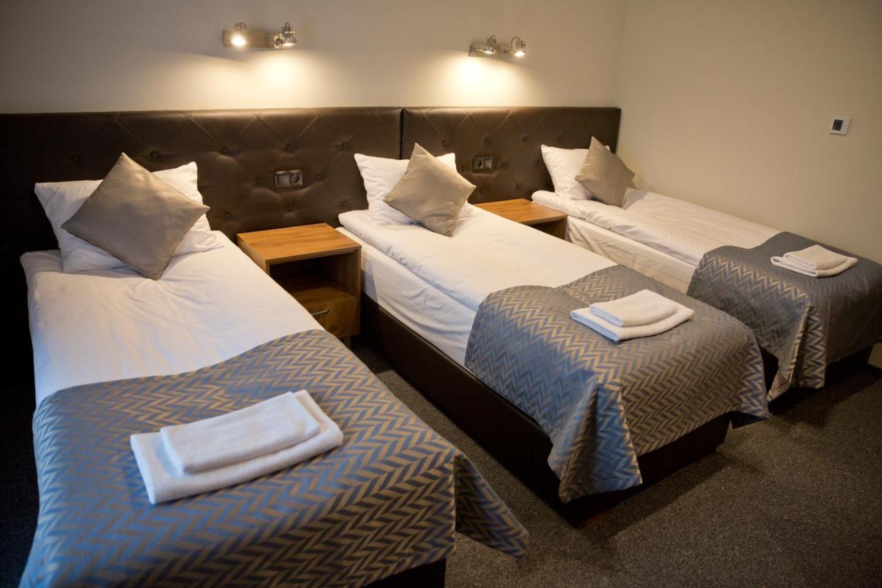 Bed and Breakfast Lando Тарновске-Гуры Экстерьер фото